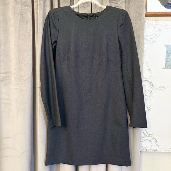 Theory Dresses & Skirts - Theory Long Sleeve Charcoal Gray Wool Mini Dress | Size 6*